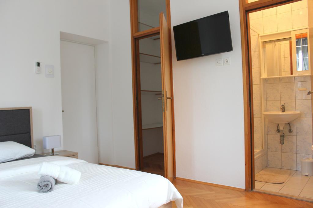 Apartment & Room'S Anni Задар Екстериор снимка