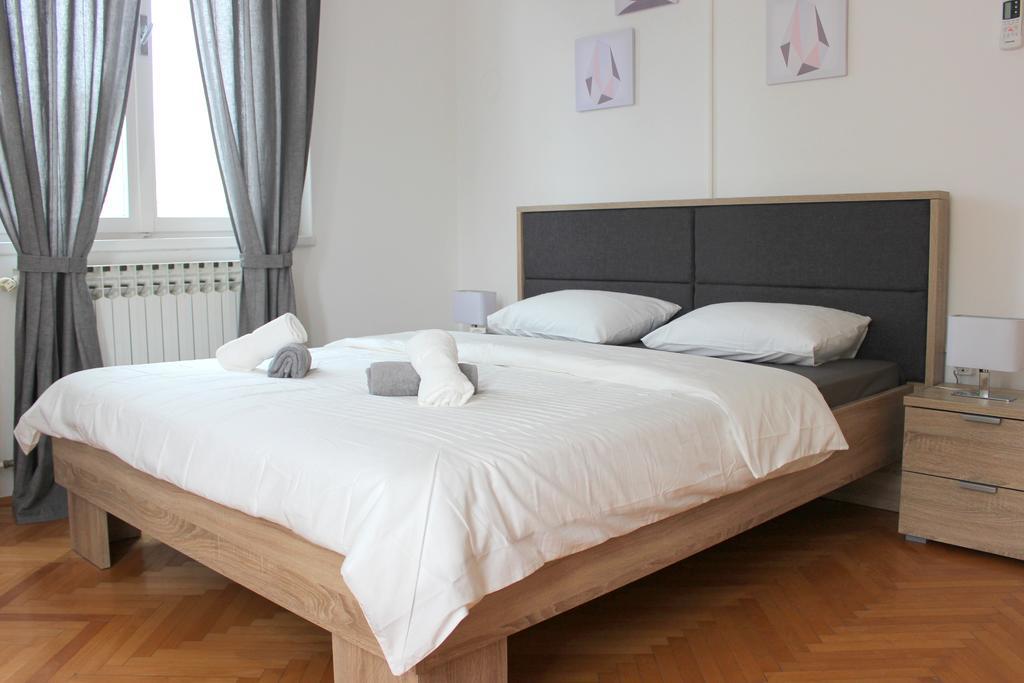 Apartment & Room'S Anni Задар Екстериор снимка