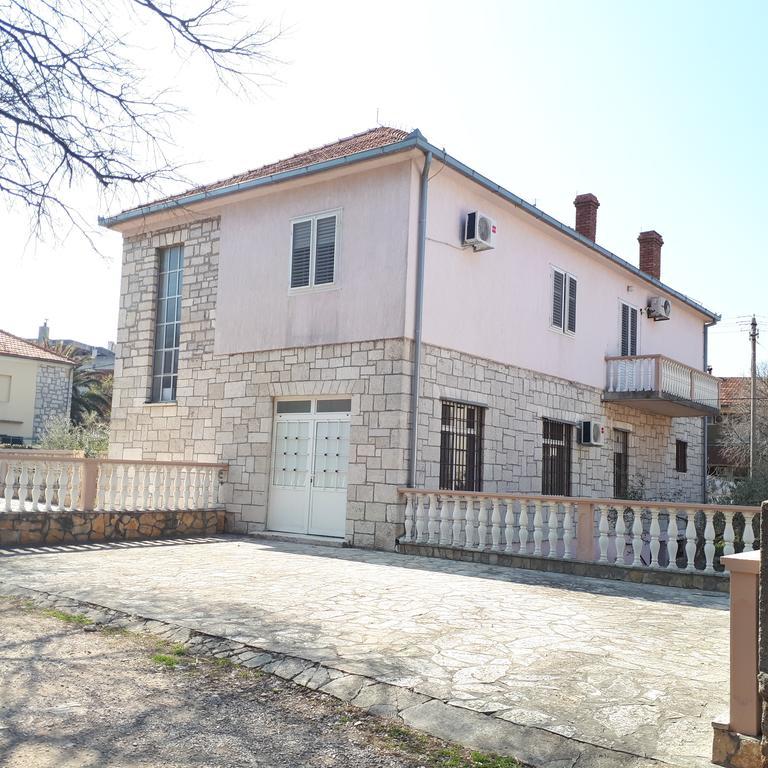 Apartment & Room'S Anni Задар Екстериор снимка